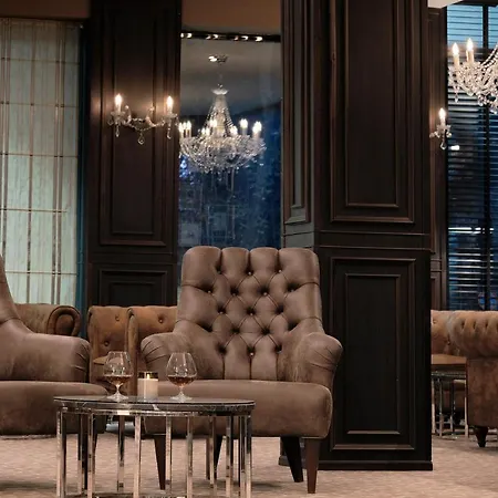 מלון Grand - Fitness & בנסקו