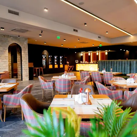 מלון Grand - Fitness & 5*