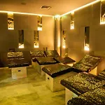 Grand - Fitness & 5* Банско