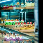 Grand - Fitness & Hotel