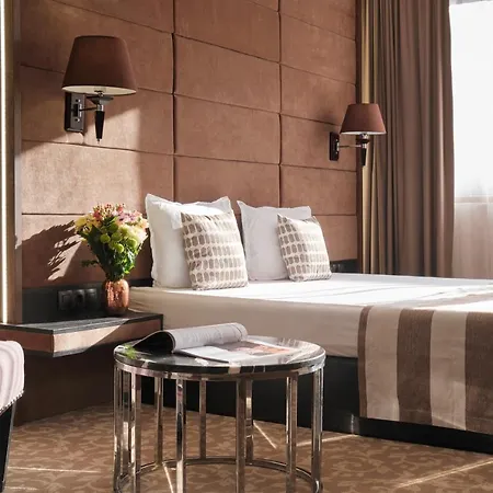 Grand - Fitness & Μπάνσκο