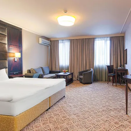 Grand - Fitness & Hotel 4*